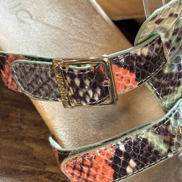 Vionic Park Radia Multi-Color Snakeskin Slip On Wedge - size 8 - Picture 5 of 8